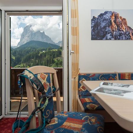 Kedul Lodge Santa Cristina Val Gardena Habitación foto
