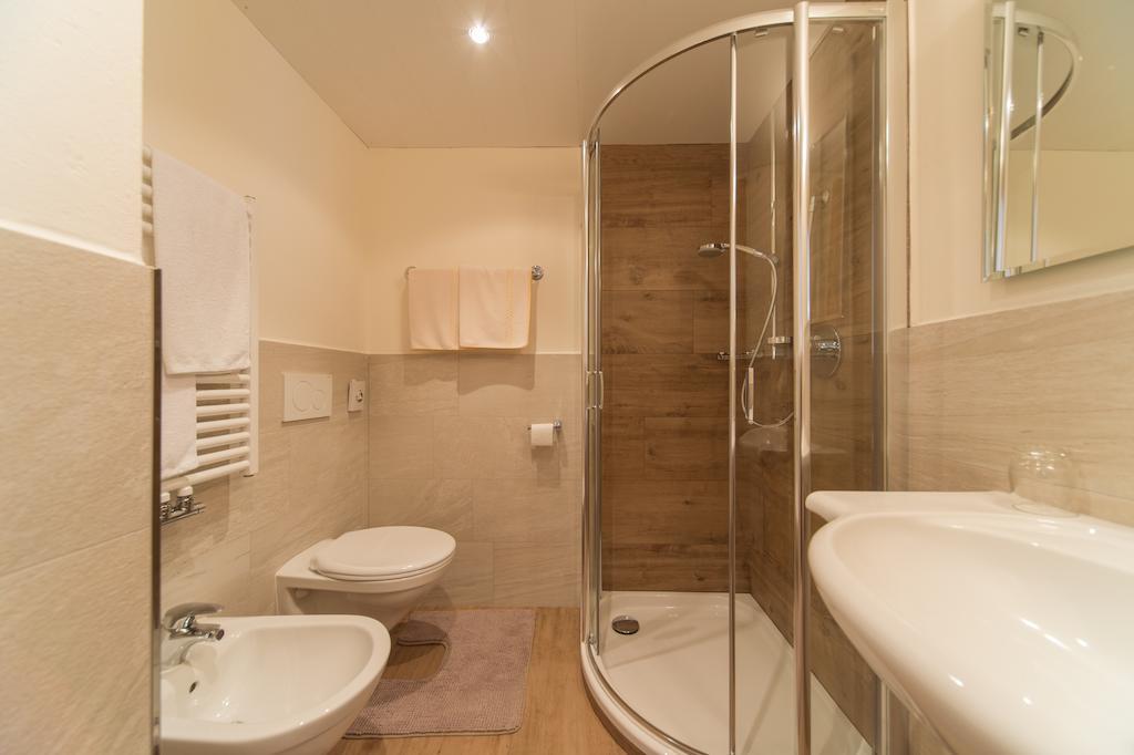 Kedul Lodge Santa Cristina Val Gardena Habitación foto