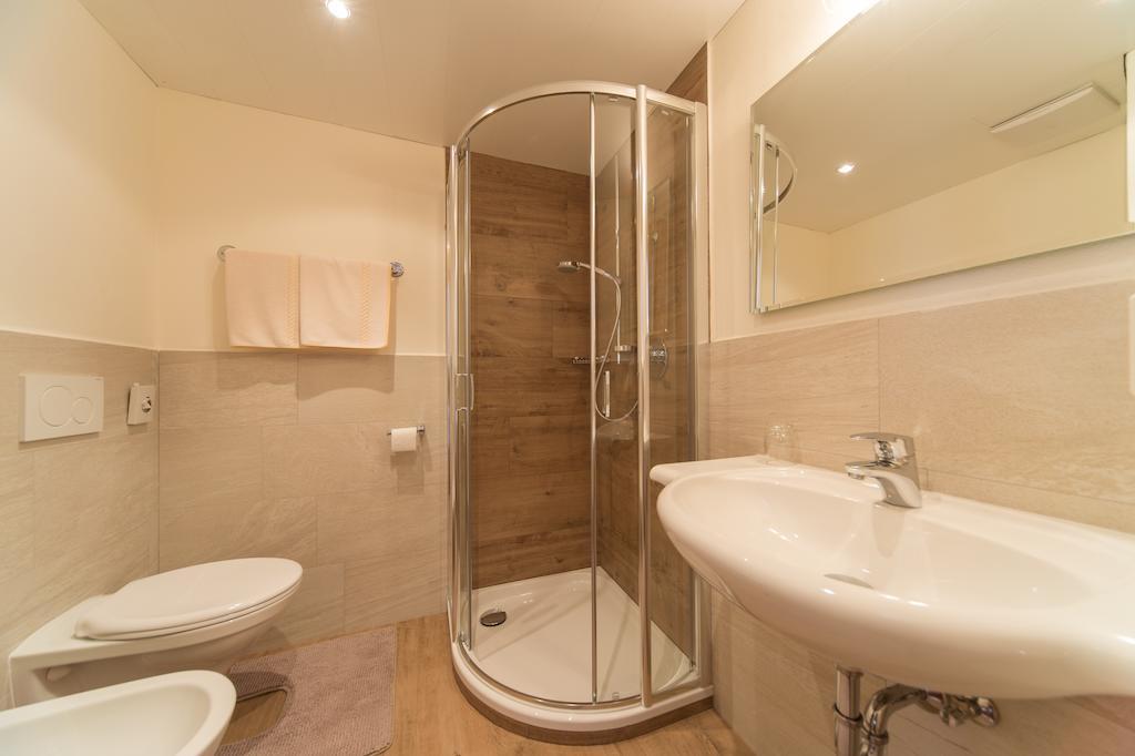 Kedul Lodge Santa Cristina Val Gardena Habitación foto